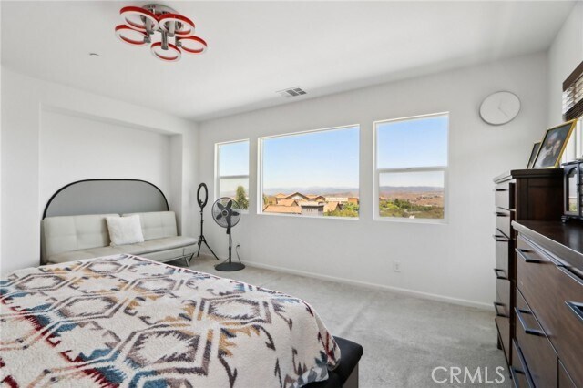 Building Photo - 25220 Golden Maple Dr