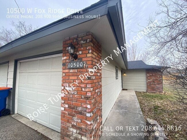 Building Photo - 10500 W Fox Ridge Dr