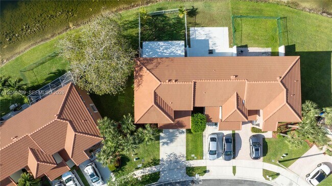Building Photo - 754 NW 154th Ave