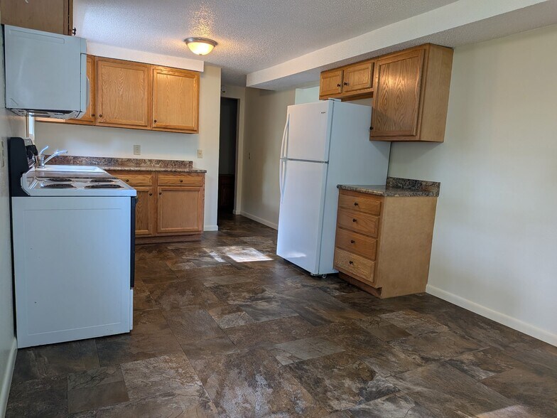 Building Photo - 206 La Choy Dr