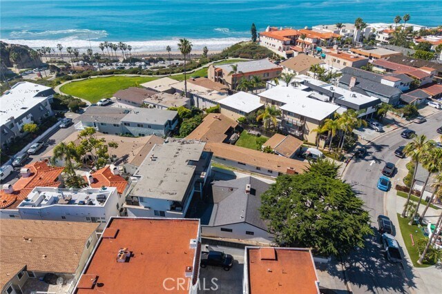 Building Photo - 237 Avenida Montalvo