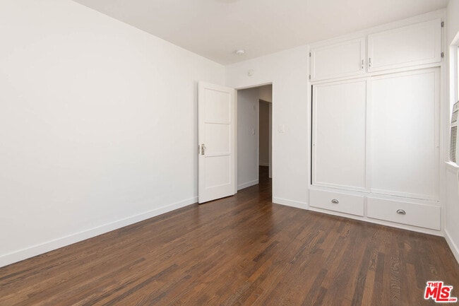 Building Photo - 9015 Rangely Ave