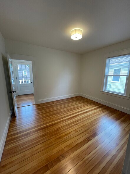 Bedroom 2 - 20 Lauriston St