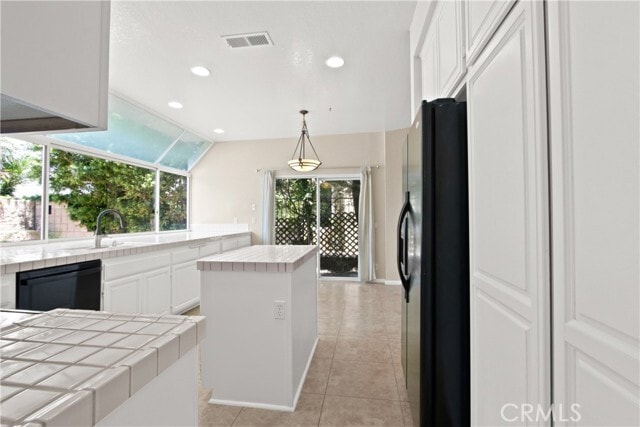 Building Photo - 24961 Stonegate Ln