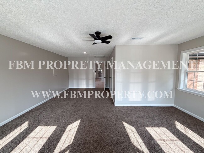 Building Photo - 509 Lake Park Ave