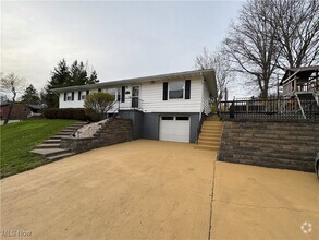 Building Photo - 109 Carroll Dr