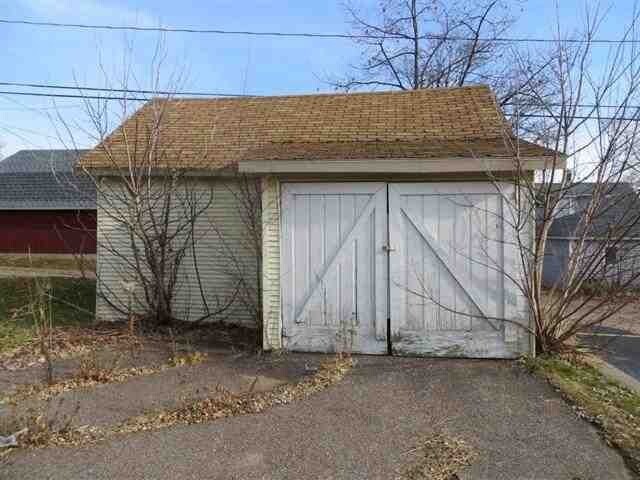 Building Photo - 2 Bedroom Single family home in Wausau!