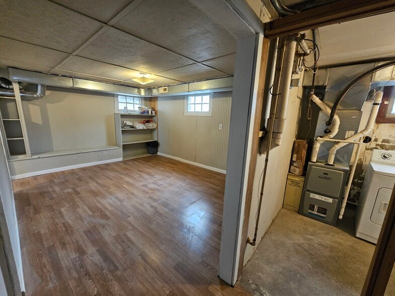 Downstairs living room - 715 W 8th St