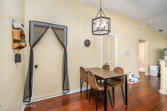 Building Photo - 3623 Egret Dr