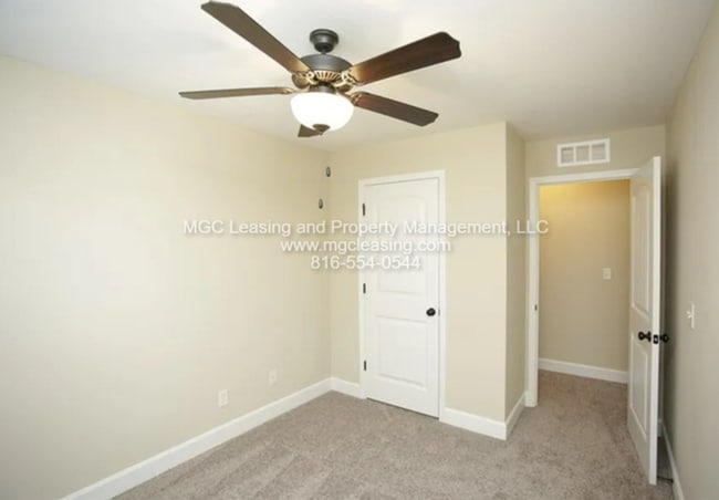 Building Photo - Eagle Creek Townhomes - $1,000 Rent Credit - Apply Now!