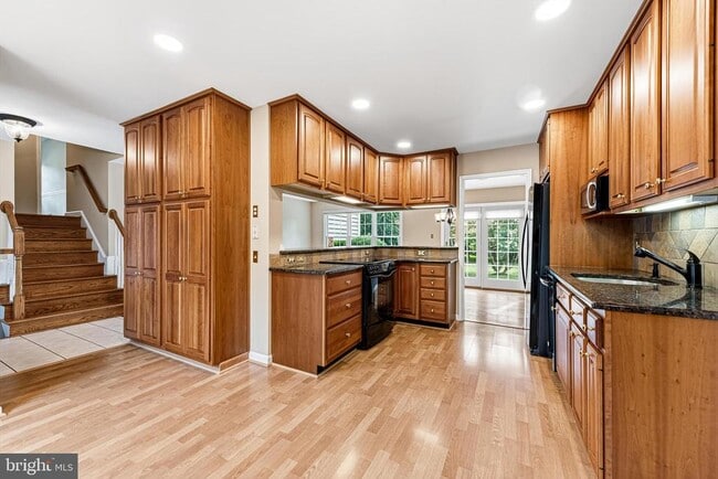 Building Photo - 1432 Filene Ct