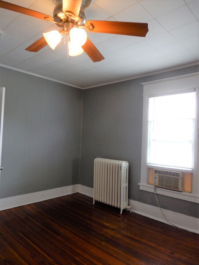 Building Photo - Allison/434