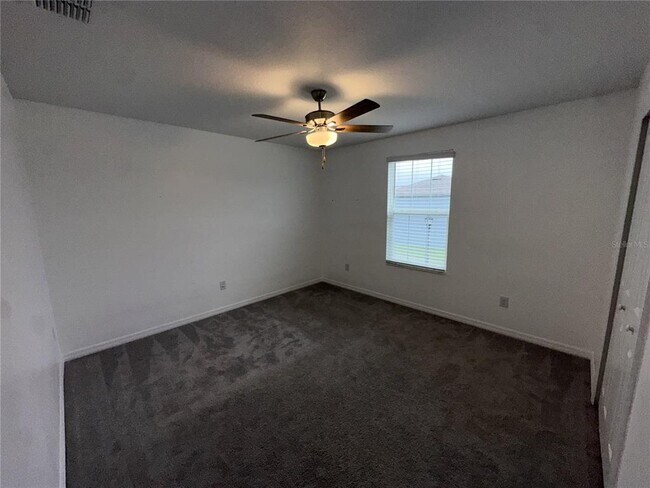 Building Photo - 1742 Red Loop