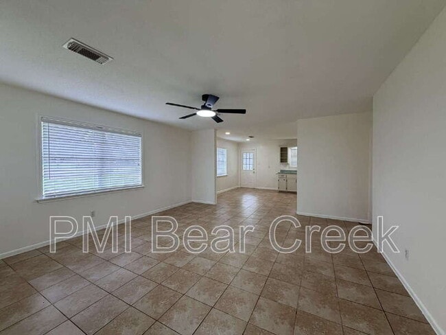 Building Photo - 302 16th St