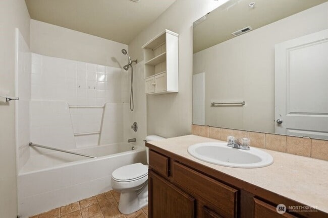 Building Photo - 17603 79th Ave Ct E