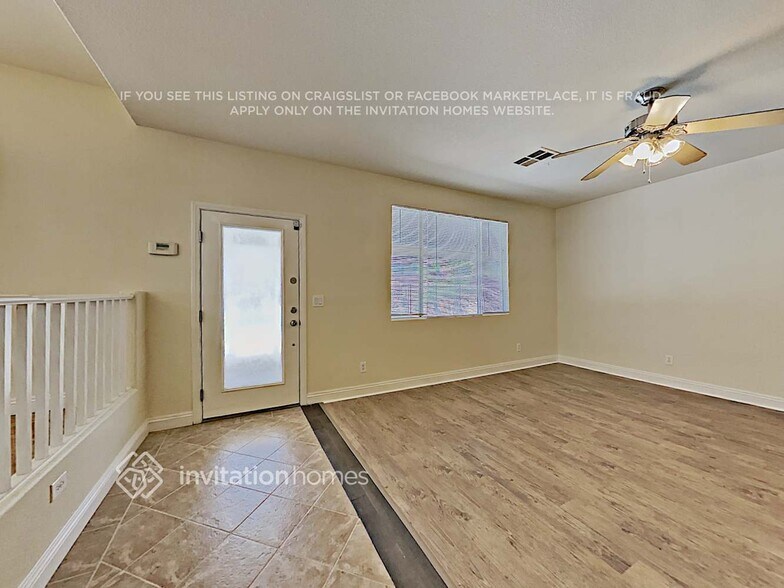 Building Photo - 2745 Rebano St
