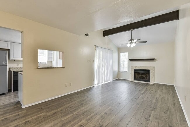 Building Photo - 1224 Westway Cir