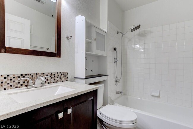 Building Photo - 3661 Renovah St