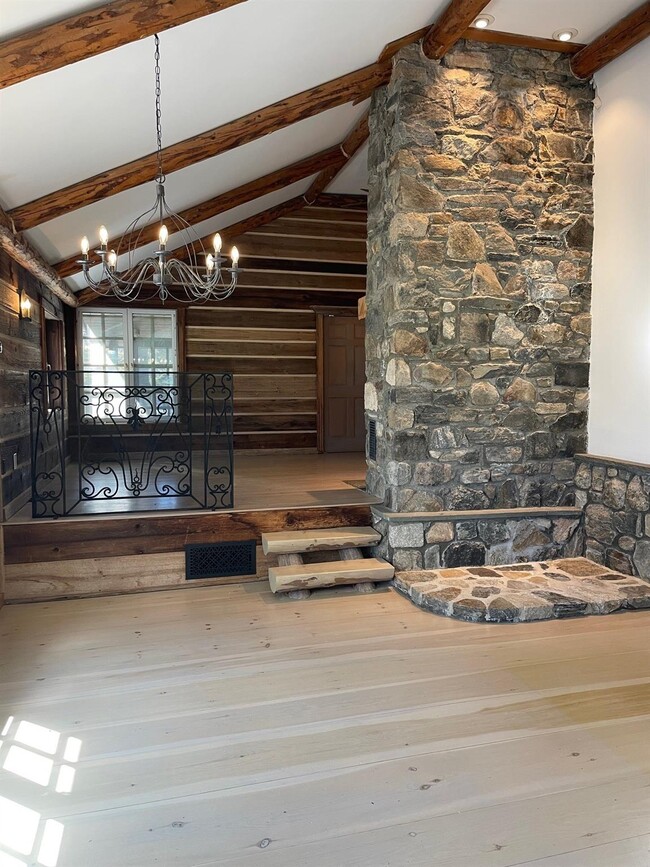 Building Photo - 311 Dingle Ridge Rd