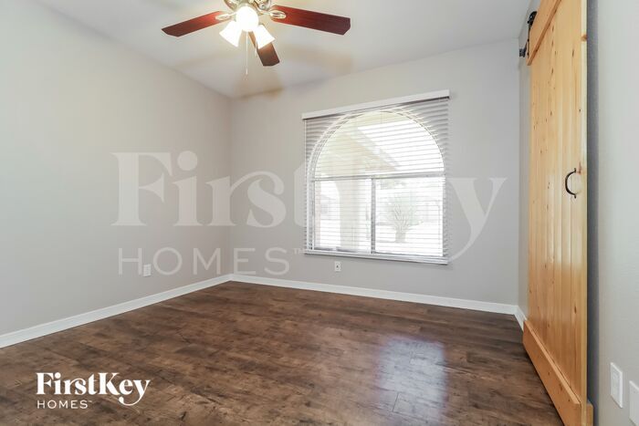 Building Photo - 17824 N 57th Dr