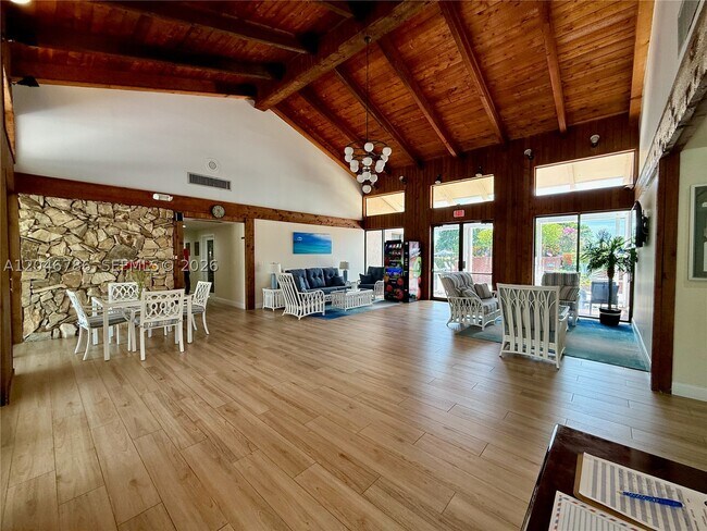 Building Photo - 14790 Bonaire Blvd