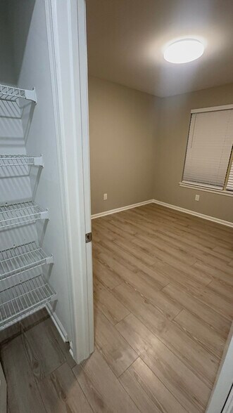 Building Photo - 3147 Antrim Cir