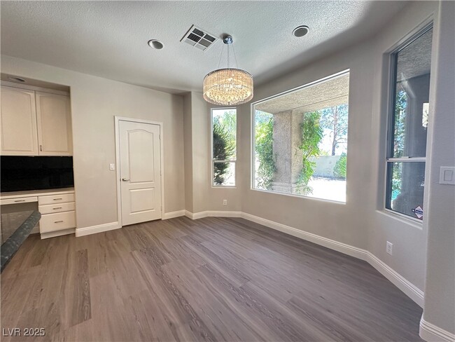 Building Photo - 1828 Dolce Dr