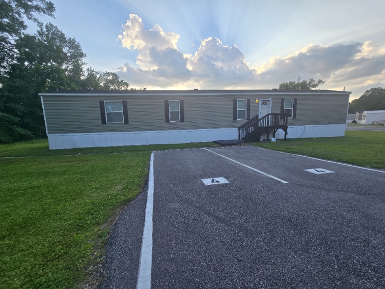 Primary Photo - 13124 Herring Dr