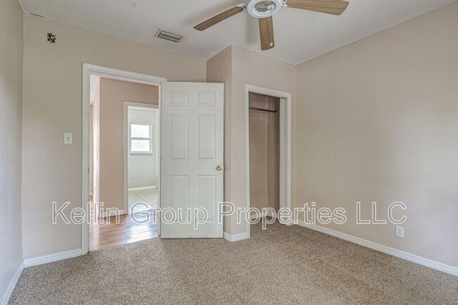 Building Photo - 536 W Belmar St