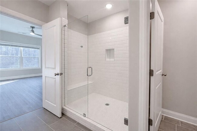 Building Photo - 1375 Walking Wy