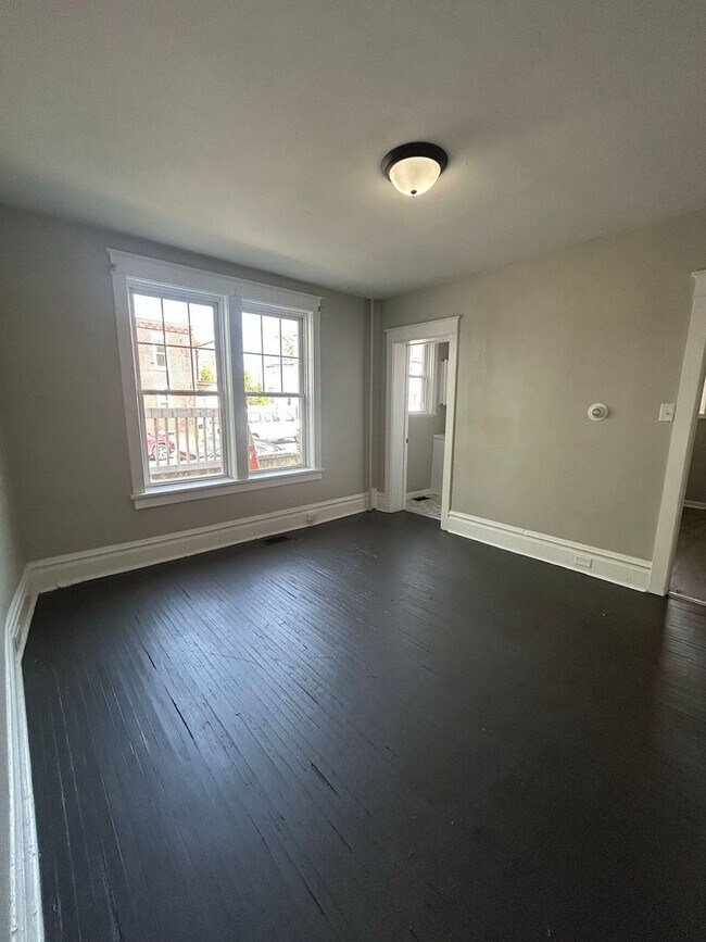 Building Photo - 2667 N 6th St