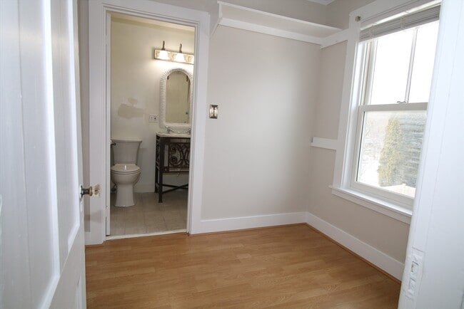 Building Photo - 39 South St