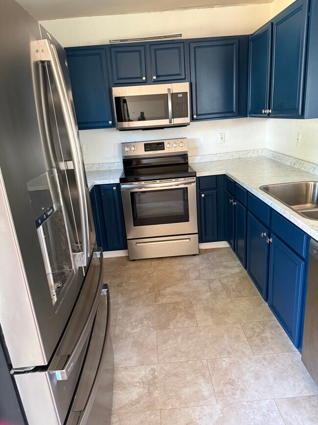 Building Photo - 4806 Silver Leaf Ct