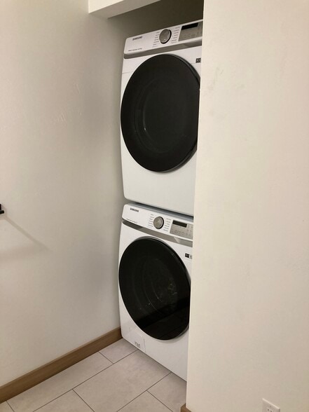 Building Photo - 5232 County Road II