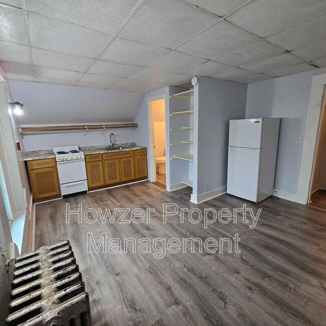 Building Photo - 109 Green St