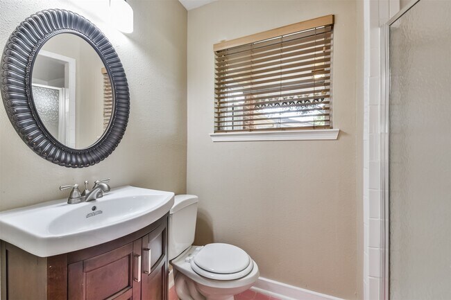 Building Photo - 5231 Willowbend Blvd