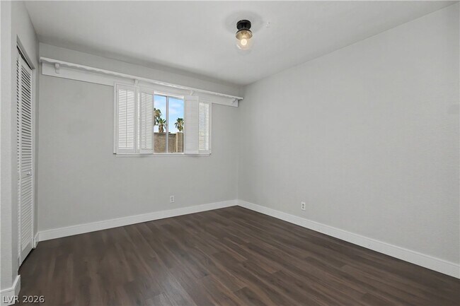 Building Photo - 6908 Kinkenon Dr