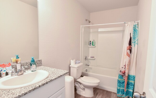Building Photo - Charming Home in Casa Grande Available in June!!