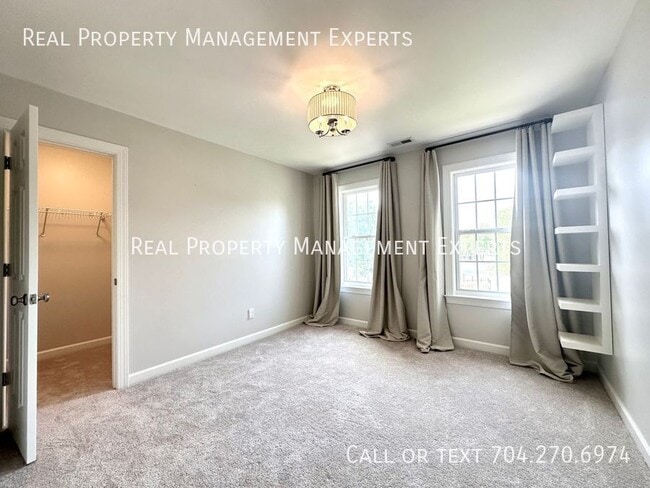 Building Photo - 2117 Copperplate Rd