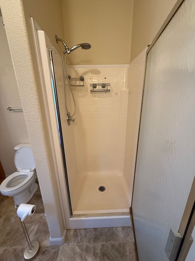 Building Photo - Don’t miss out on this great home