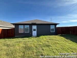 Building Photo - 534 Chevre Rd