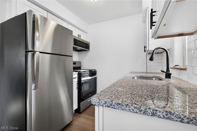 Building Photo - 211 Buffington Rd