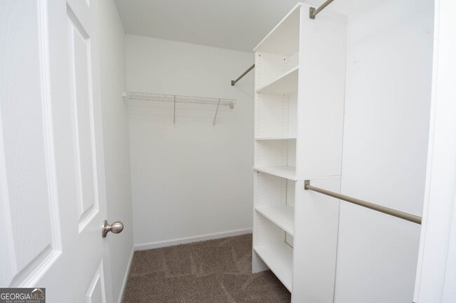Building Photo - 179 Scenic Hills Dr