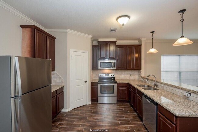 Building Photo - 406 Cooner St
