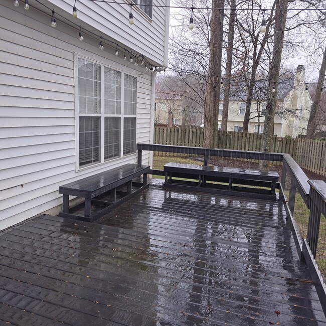 Deck - 4007 Longbow Ct