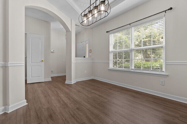 Building Photo - Beautiful 2-Bedroom, 2.5-Bath condo for Rent in Virginia Beach
