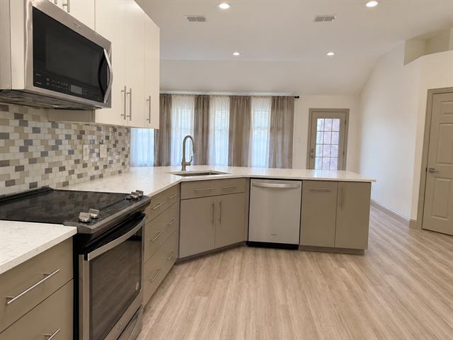 Building Photo - 809 Big Bend Dr