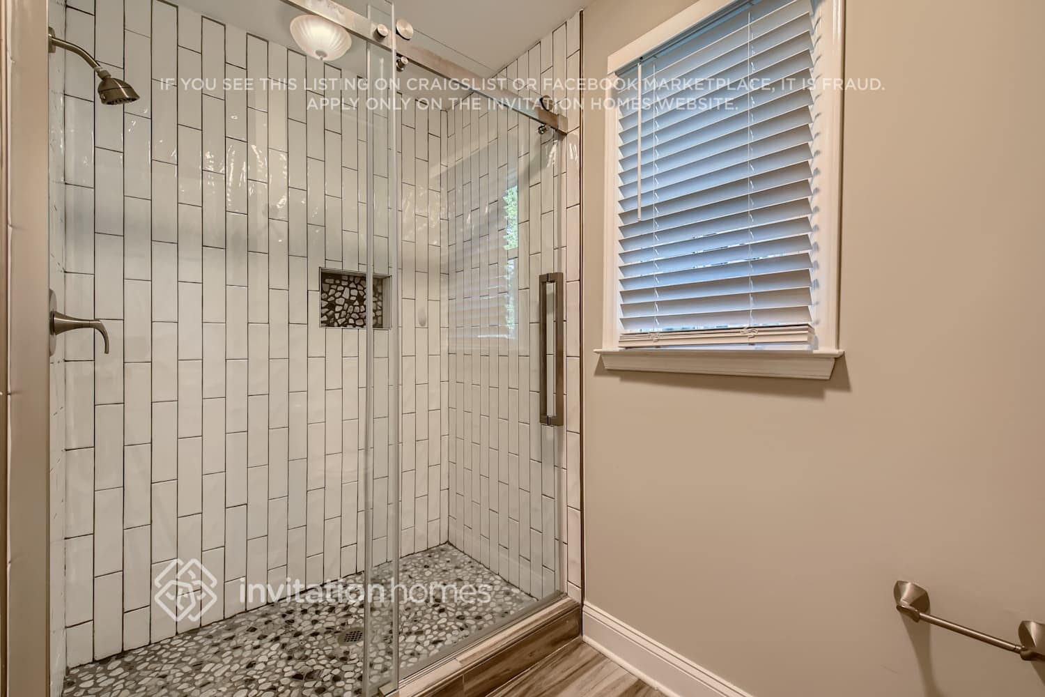 Building Photo - 6837 Van De Rohe Dr