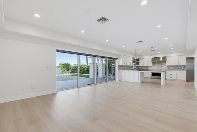 Building Photo - 24 Adalia Ave