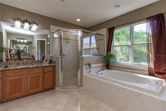 Building Photo - 11102 Avery Oaks Dr